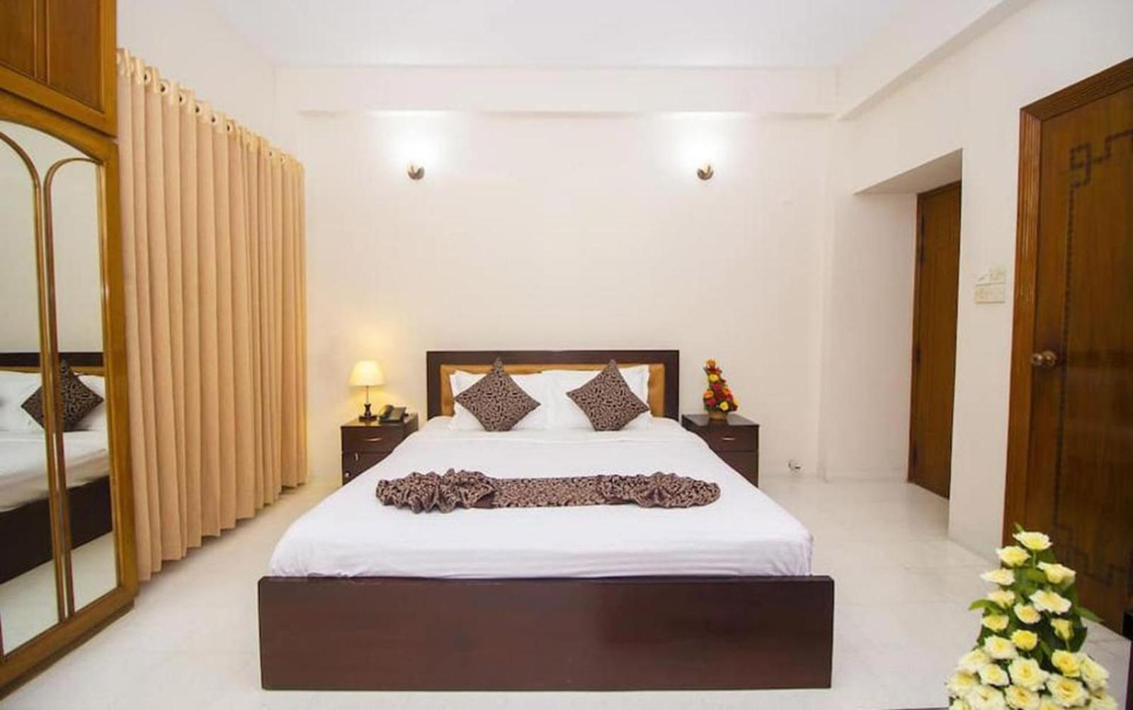 Hotel Suite Palace Baridhara Dhaka Exterior foto